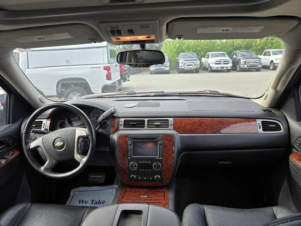 used 2013 Chevrolet Suburban car