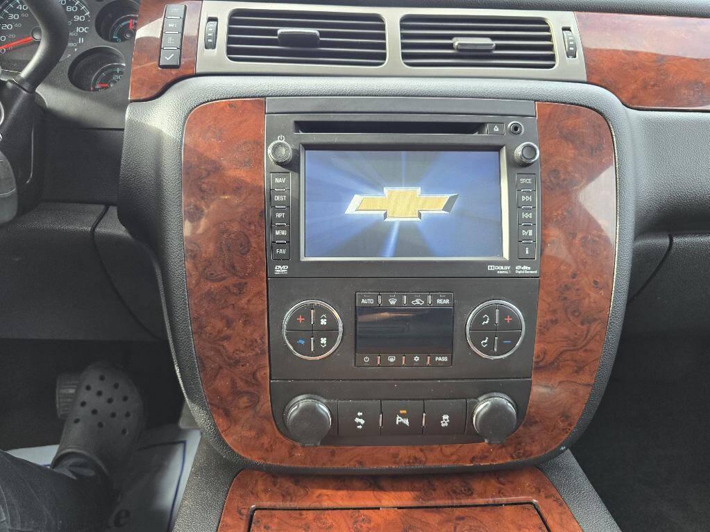 used 2013 Chevrolet Suburban car