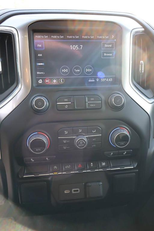 used 2022 Chevrolet Silverado 1500 car, priced at $31,999