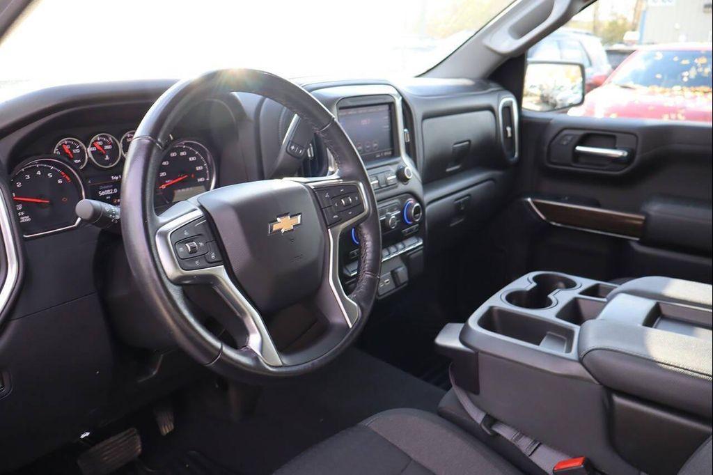 used 2022 Chevrolet Silverado 1500 car, priced at $31,999