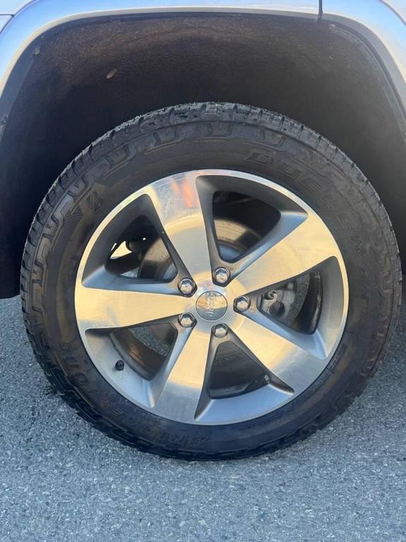 used 2016 Jeep Grand Cherokee car, priced at $18,999