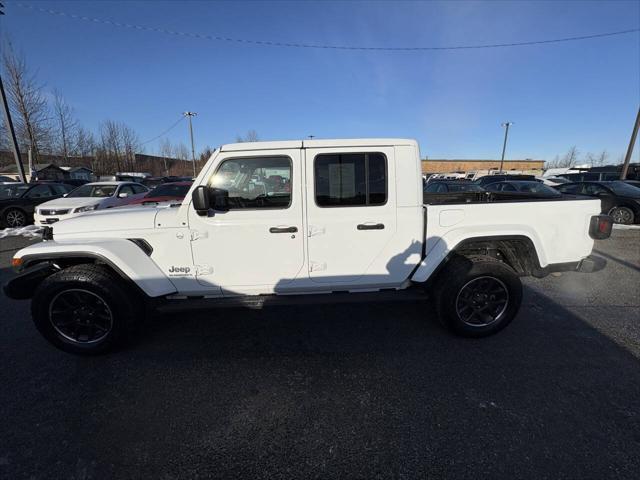 used 2023 Jeep Gladiator car, priced at $32,977