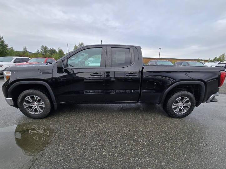 used 2020 GMC Sierra 1500 car, priced at $28,499