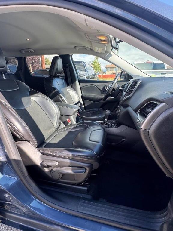 used 2019 Jeep Cherokee car, priced at $21,198