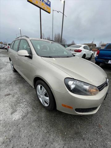 used 2013 Volkswagen Jetta SportWagen car, priced at $9,199