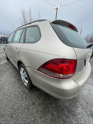 used 2013 Volkswagen Jetta SportWagen car, priced at $9,199