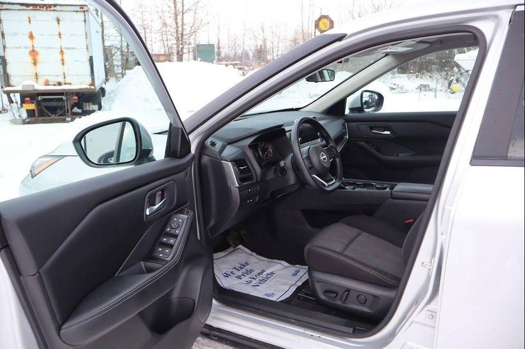 used 2024 Nissan Rogue car, priced at $24,561