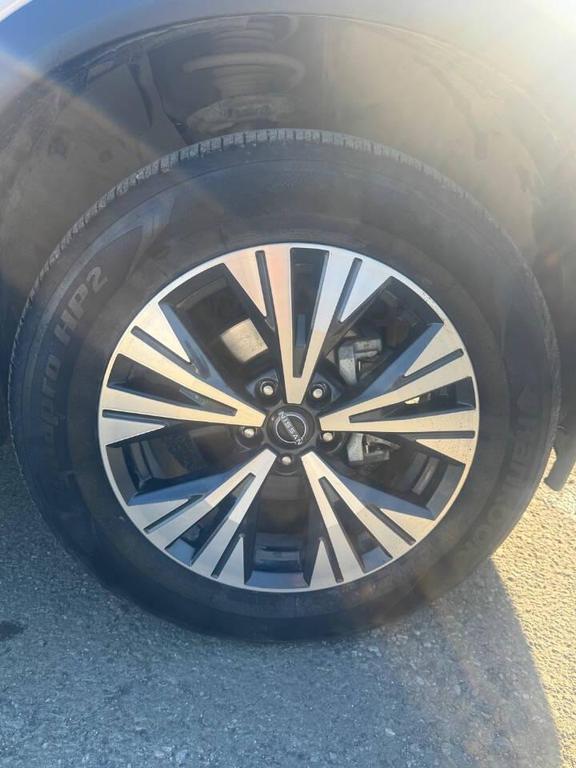 used 2023 Nissan Rogue car, priced at $25,999