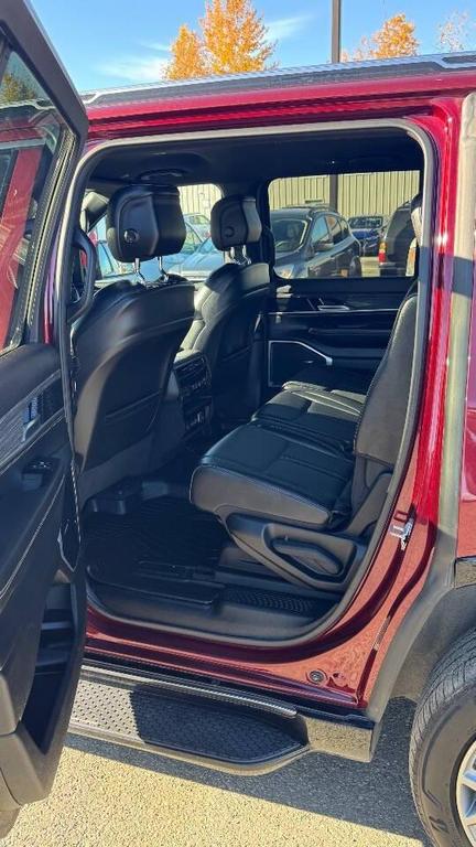 used 2022 Jeep Wagoneer car, priced at $43,999