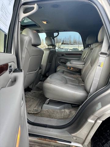 used 2003 Cadillac Escalade car, priced at $7,999