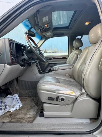 used 2003 Cadillac Escalade car, priced at $7,999