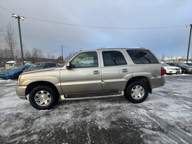 used 2003 Cadillac Escalade car, priced at $7,999