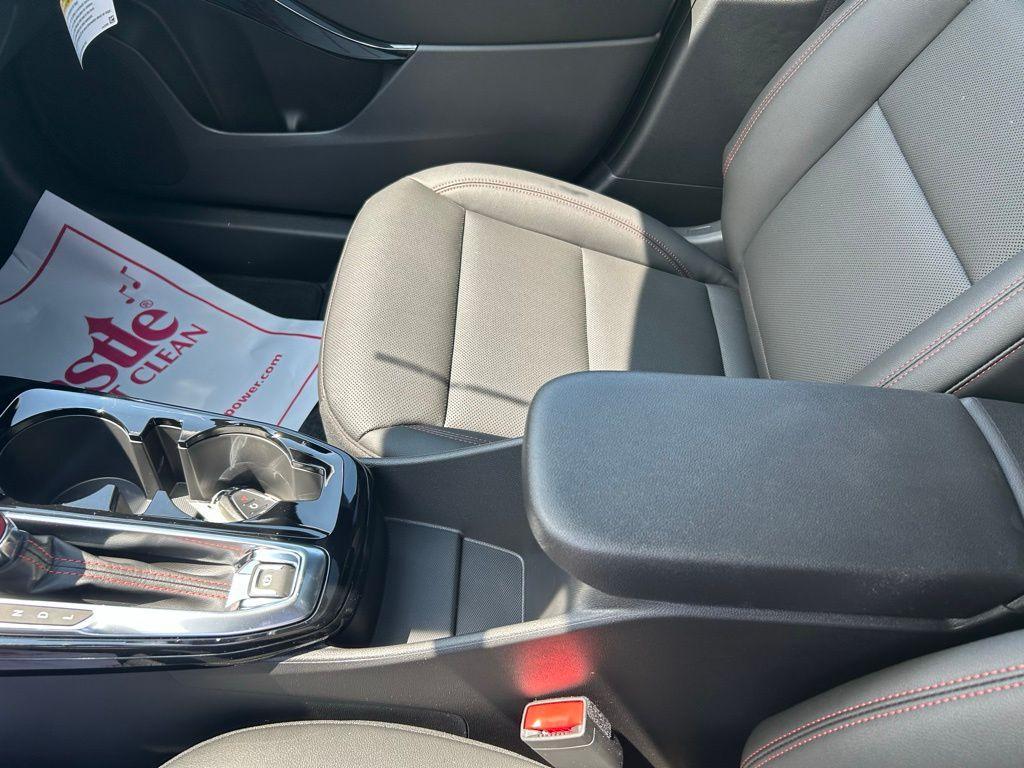 new 2025 Chevrolet Trax car, priced at $24,999