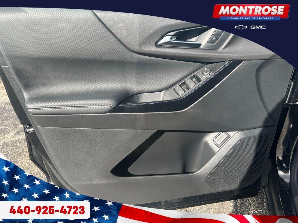 new 2026 Chevrolet Equinox car, priced at $32,999