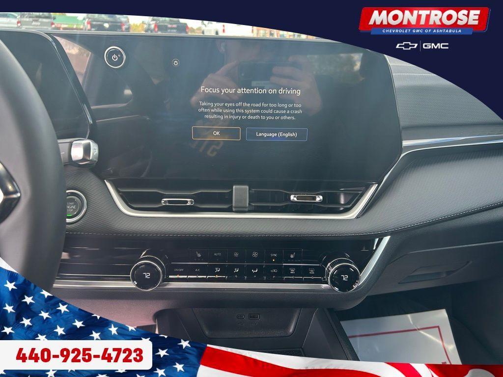 new 2026 Chevrolet Equinox car, priced at $32,999