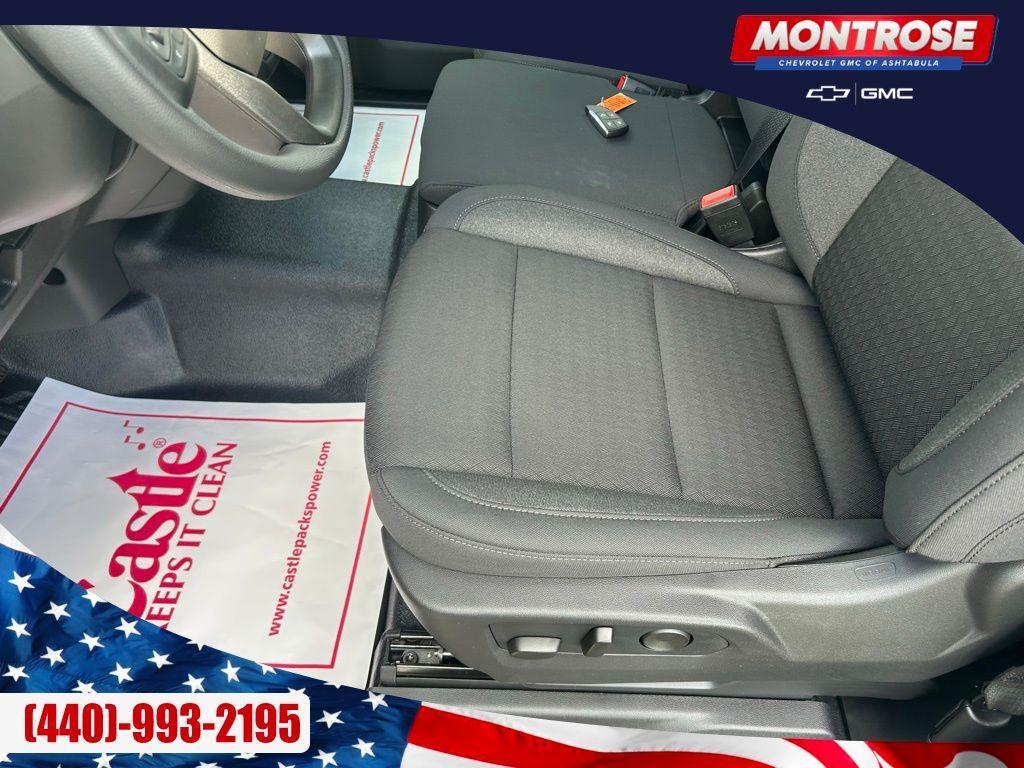 new 2026 GMC Sierra 1500 car, priced at $43,075