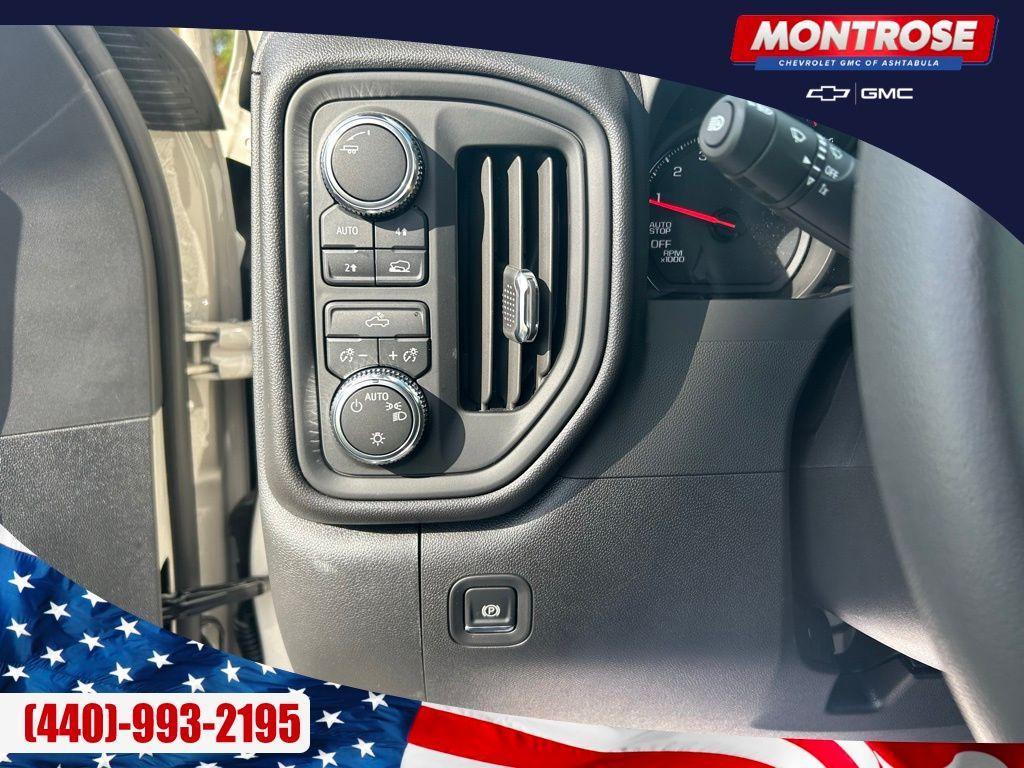 new 2026 GMC Sierra 1500 car, priced at $43,075