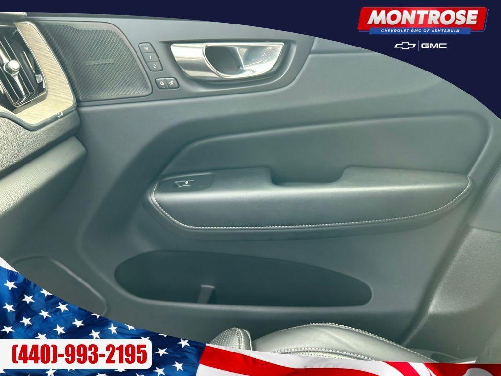 used 2022 Volvo XC60 car, priced at $33,400