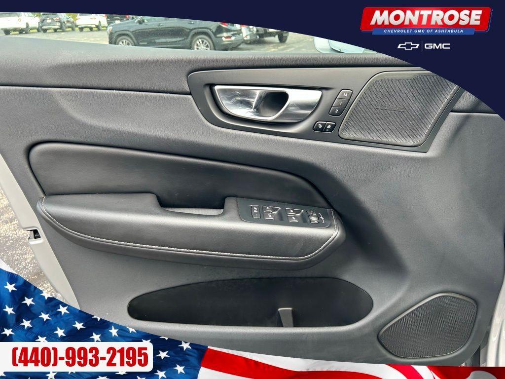 used 2022 Volvo XC60 car, priced at $33,400