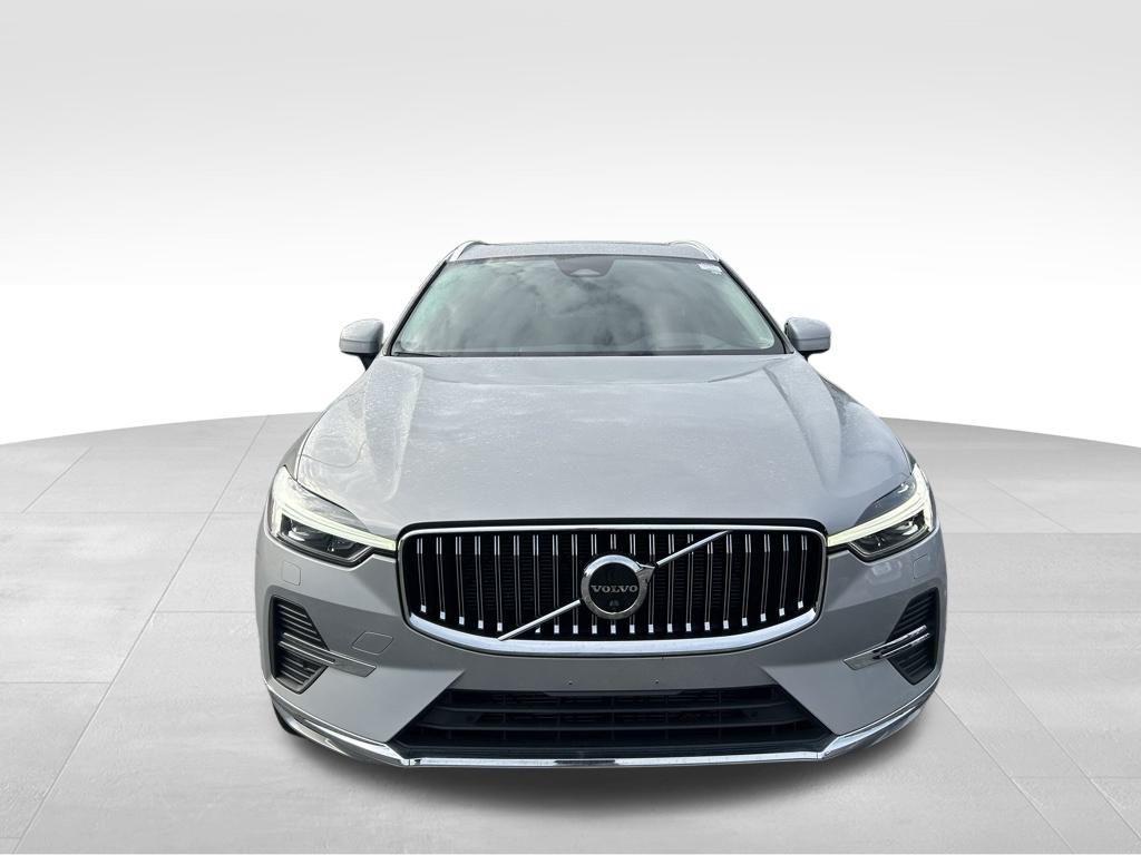 used 2022 Volvo XC60 car, priced at $33,900