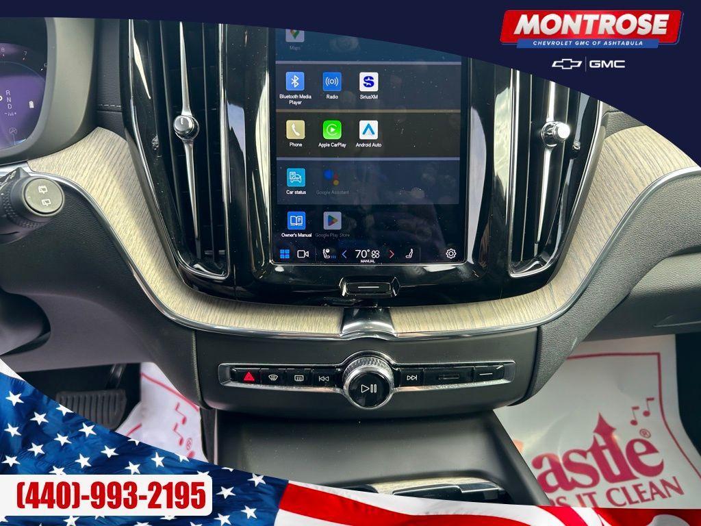 used 2022 Volvo XC60 car, priced at $33,400