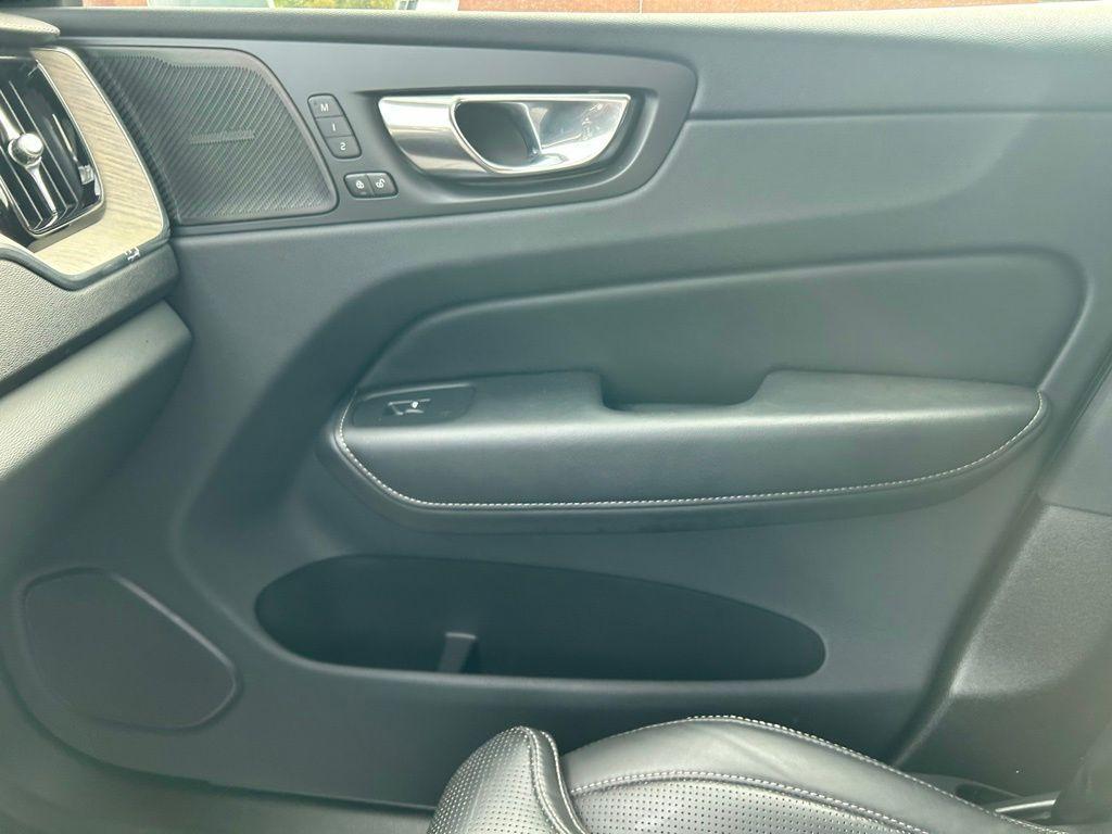 used 2022 Volvo XC60 car, priced at $33,900
