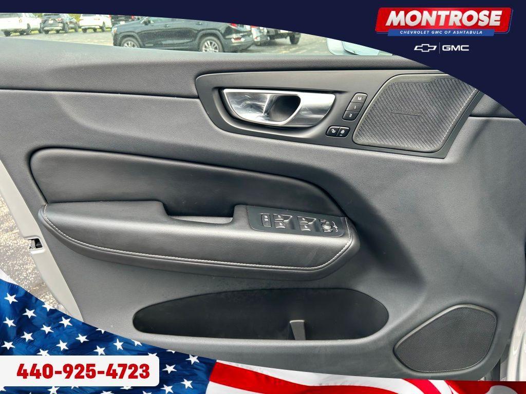 used 2022 Volvo XC60 car, priced at $31,500