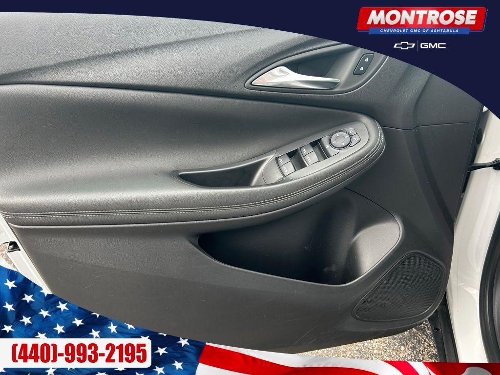 used 2024 Buick Encore GX car, priced at $23,900