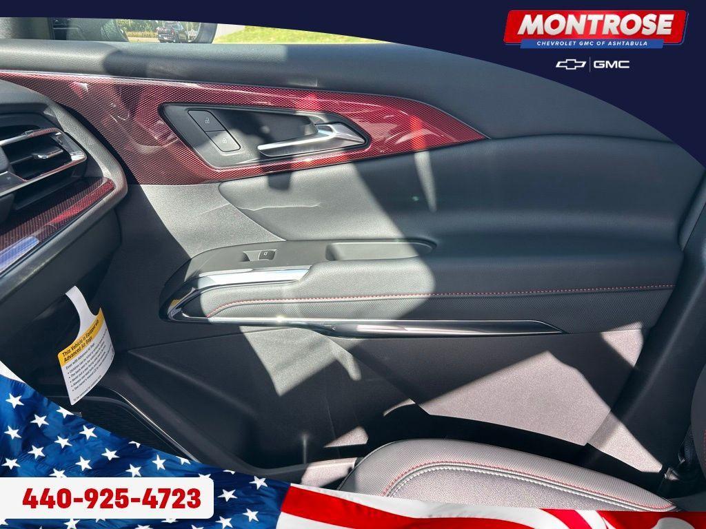 new 2026 Chevrolet Traverse car, priced at $56,018