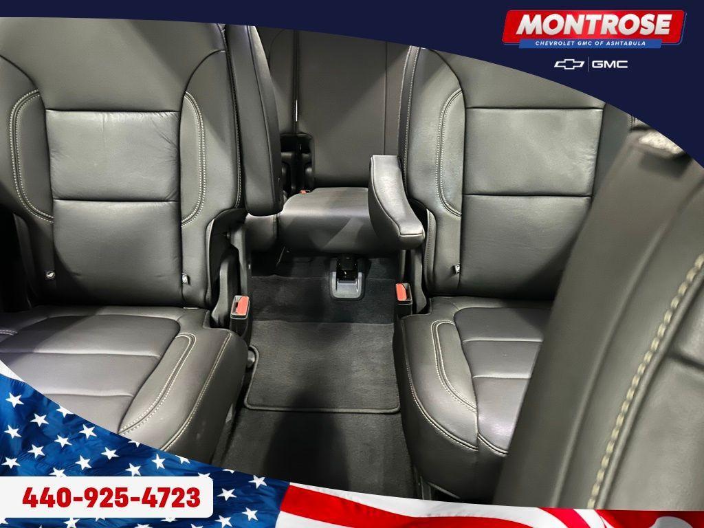 used 2023 Chevrolet Traverse car, priced at $31,900