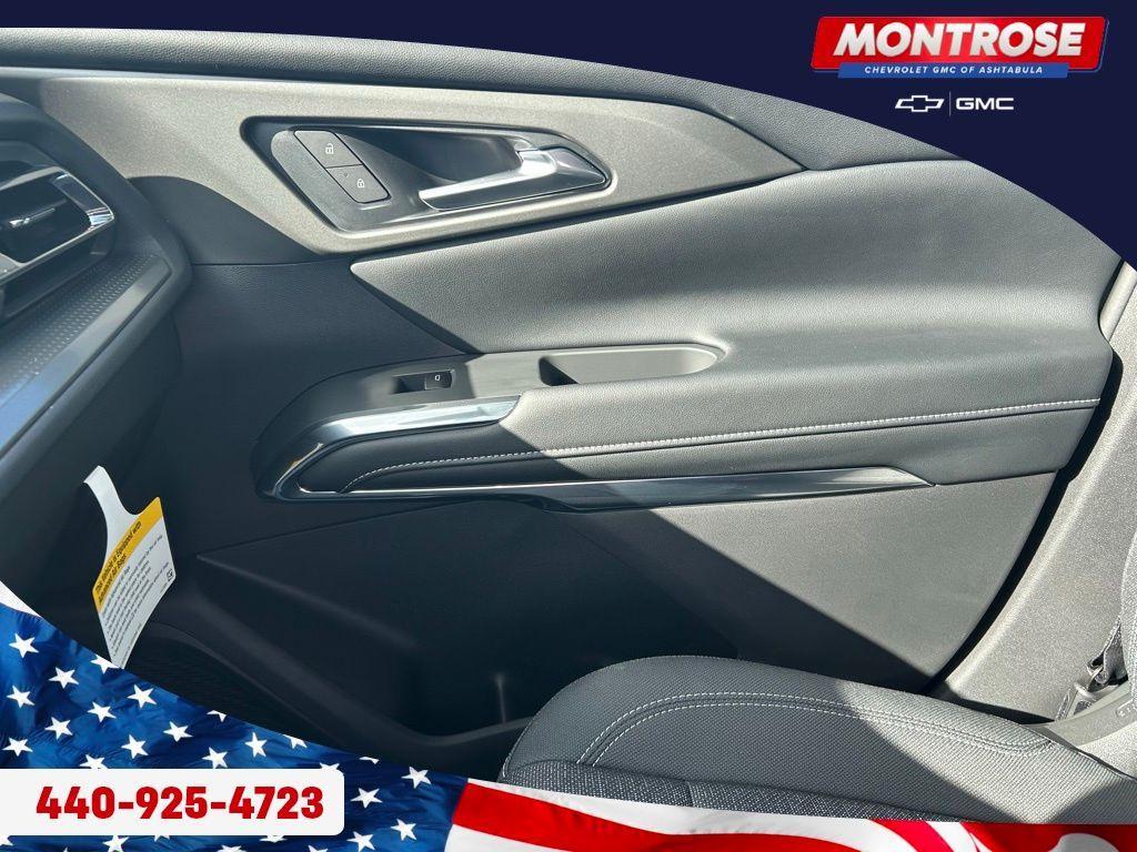 new 2026 Chevrolet Traverse car, priced at $44,999