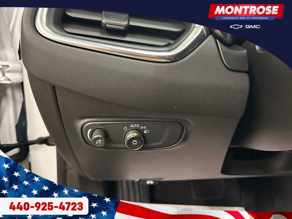 used 2024 Chevrolet Equinox car, priced at $25,400