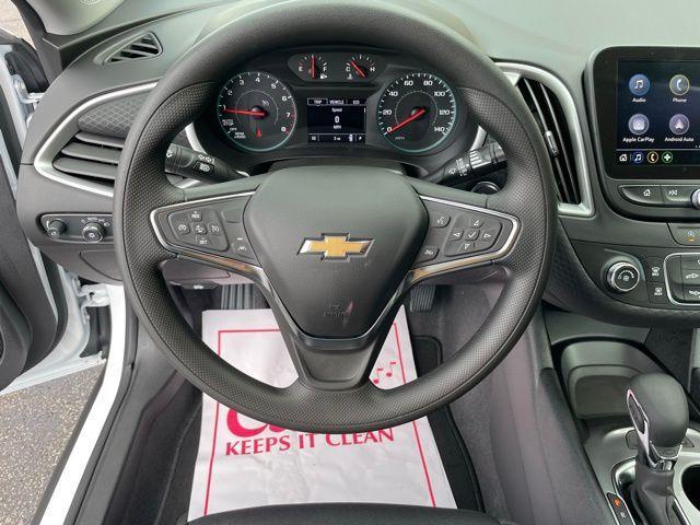 new 2025 Chevrolet Malibu car, priced at $23,000