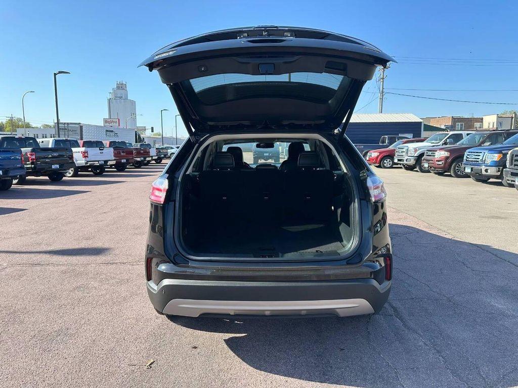 used 2021 Ford Edge car, priced at $24,900