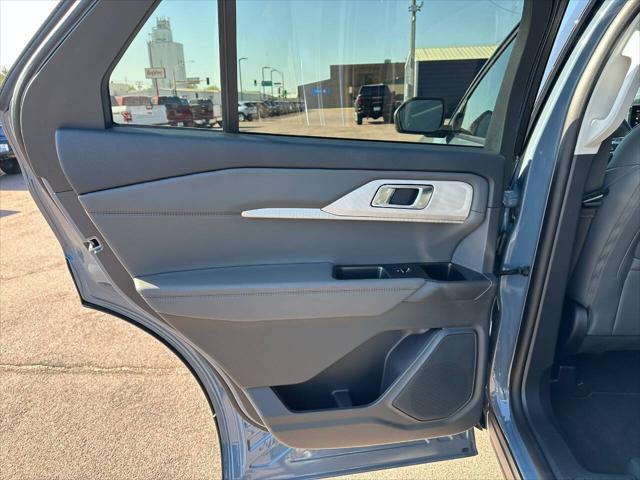 new 2025 Ford Explorer car, priced at $50,295
