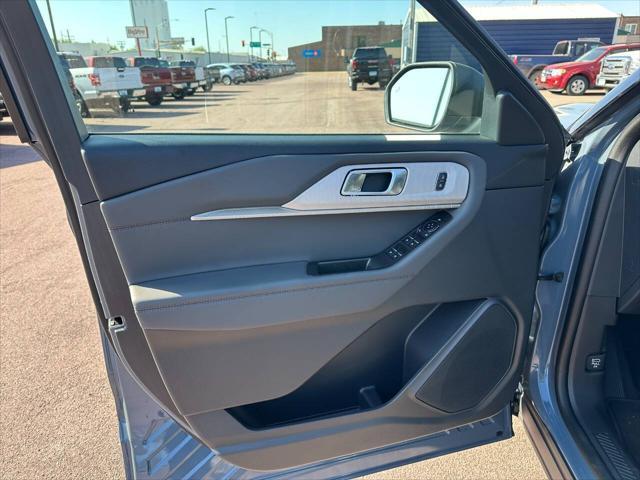 new 2025 Ford Explorer car, priced at $50,295
