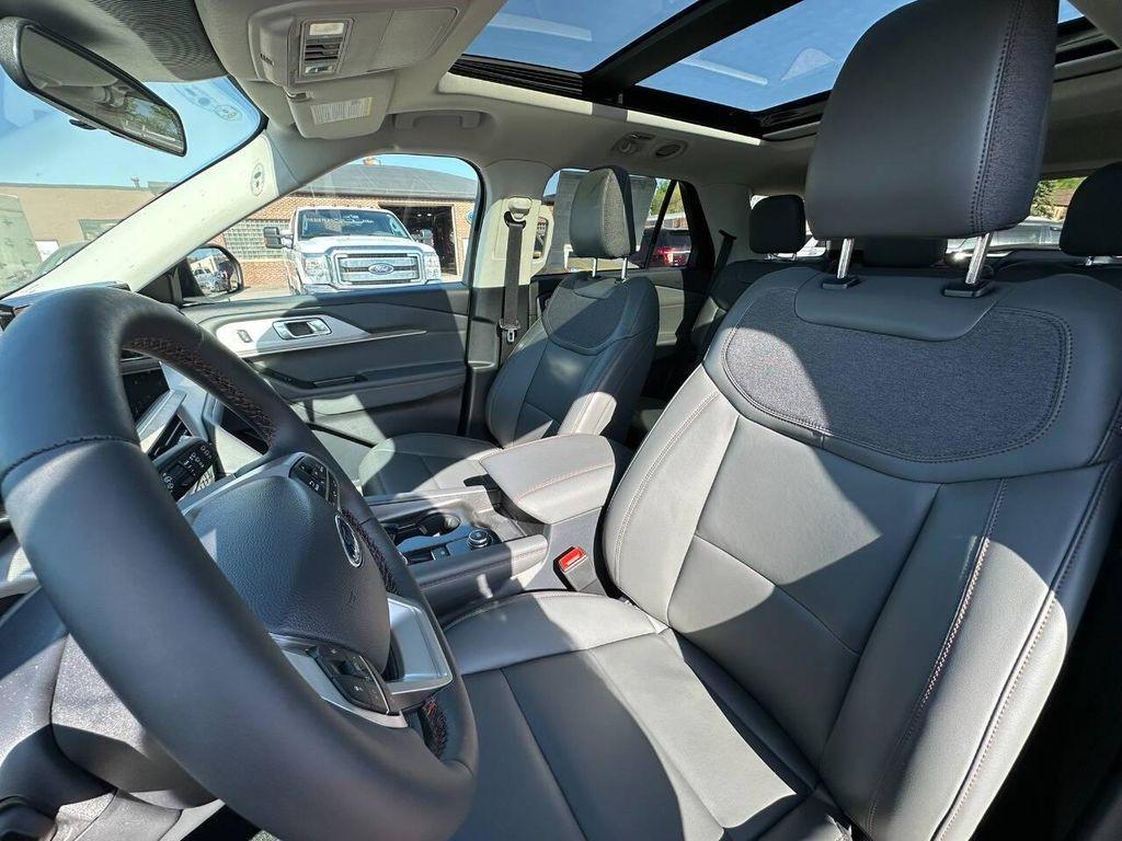 new 2025 Ford Explorer car, priced at $50,295