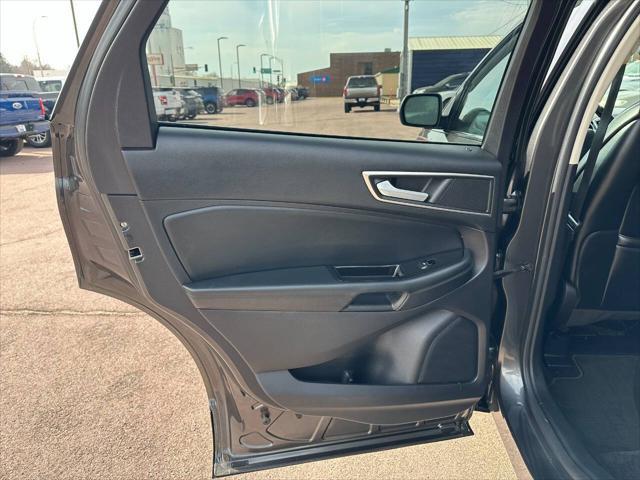 used 2015 Ford Edge car, priced at $10,900