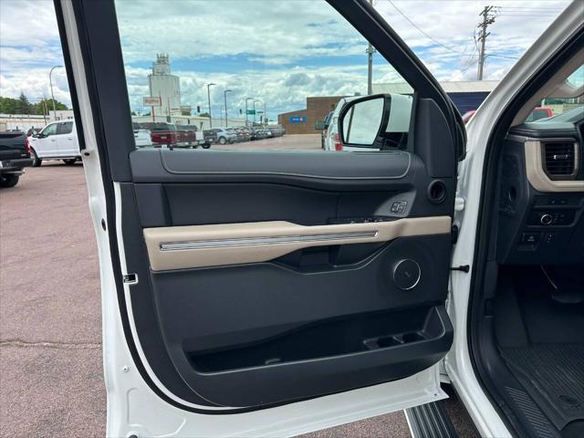 used 2023 Ford Expedition car, priced at $59,900