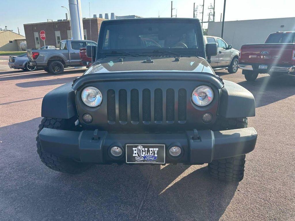used 2010 Jeep Wrangler Unlimited car, priced at $14,900