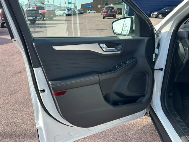 used 2022 Ford Escape car, priced at $28,900