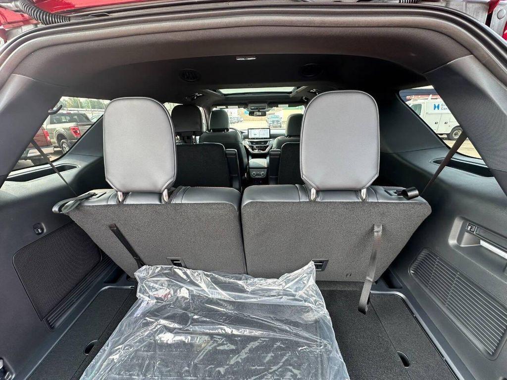 new 2025 Ford Explorer car, priced at $53,770