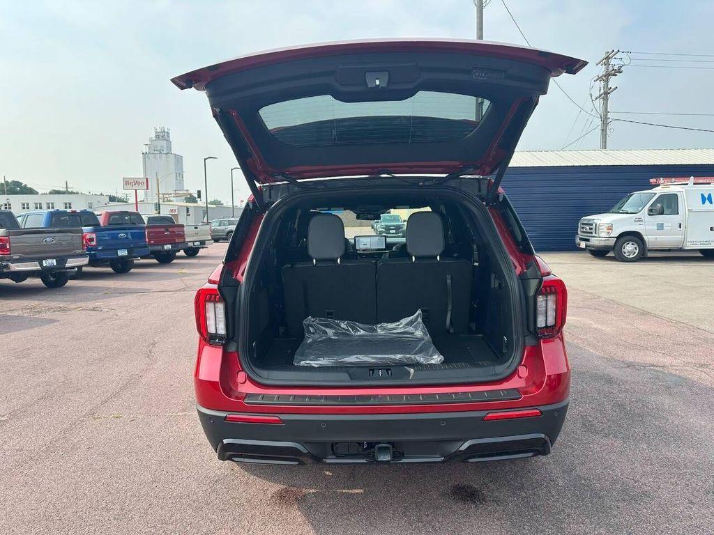 new 2025 Ford Explorer car, priced at $53,770
