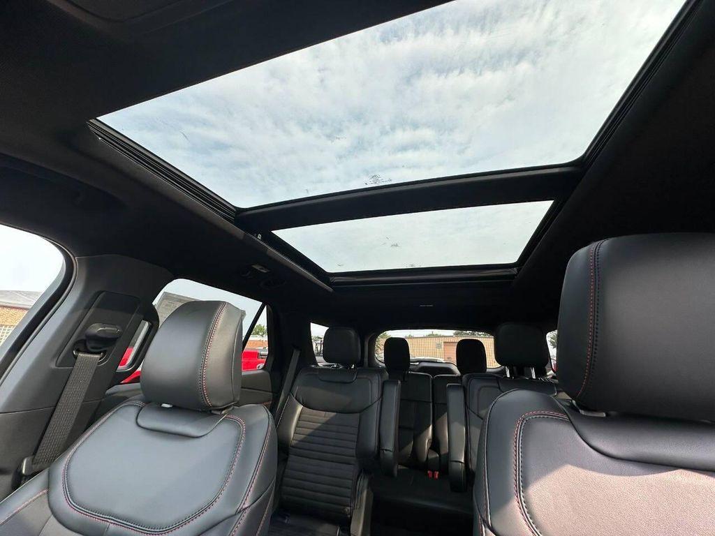 new 2025 Ford Explorer car, priced at $53,770