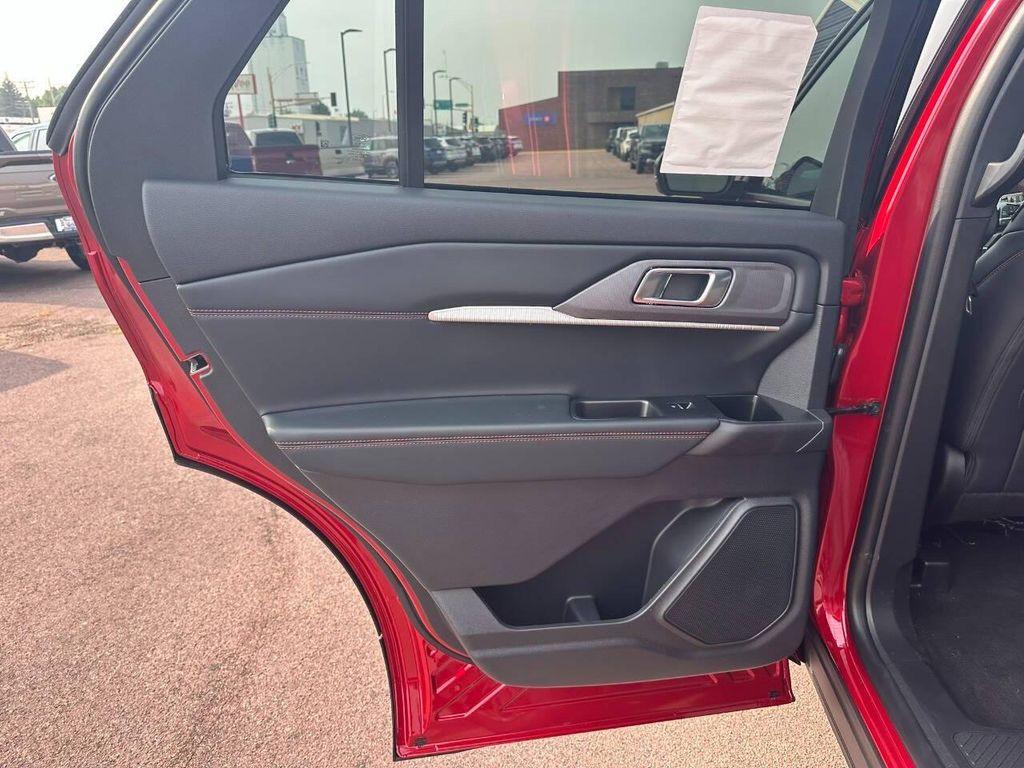 new 2025 Ford Explorer car, priced at $53,770