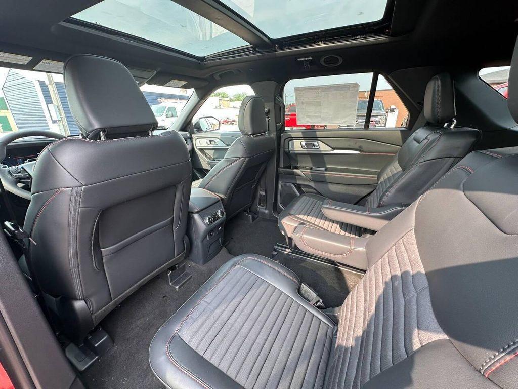 new 2025 Ford Explorer car, priced at $53,770