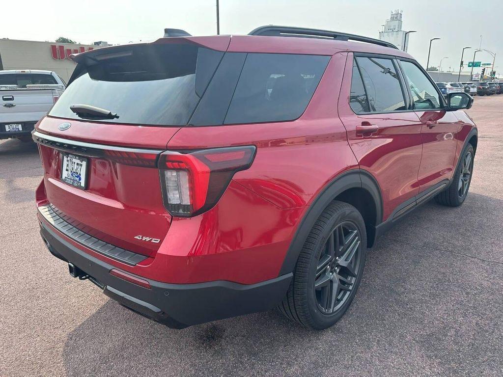 new 2025 Ford Explorer car, priced at $53,770