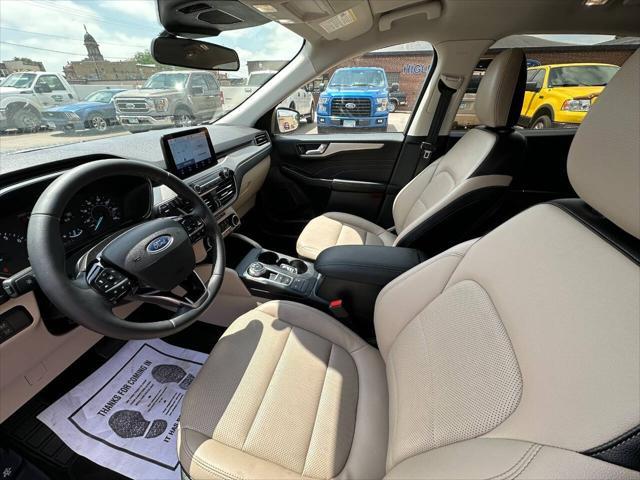 used 2022 Ford Escape car, priced at $23,900