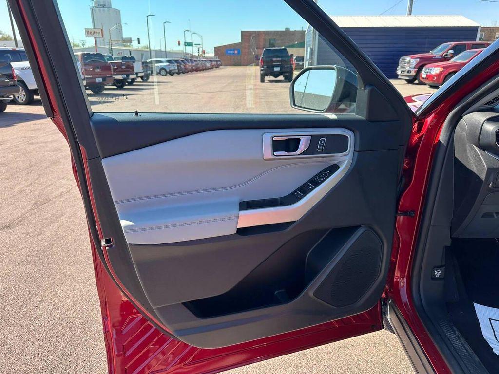 used 2023 Ford Explorer car, priced at $40,900