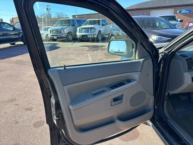 used 2006 Jeep Grand Cherokee car, priced at $2,900